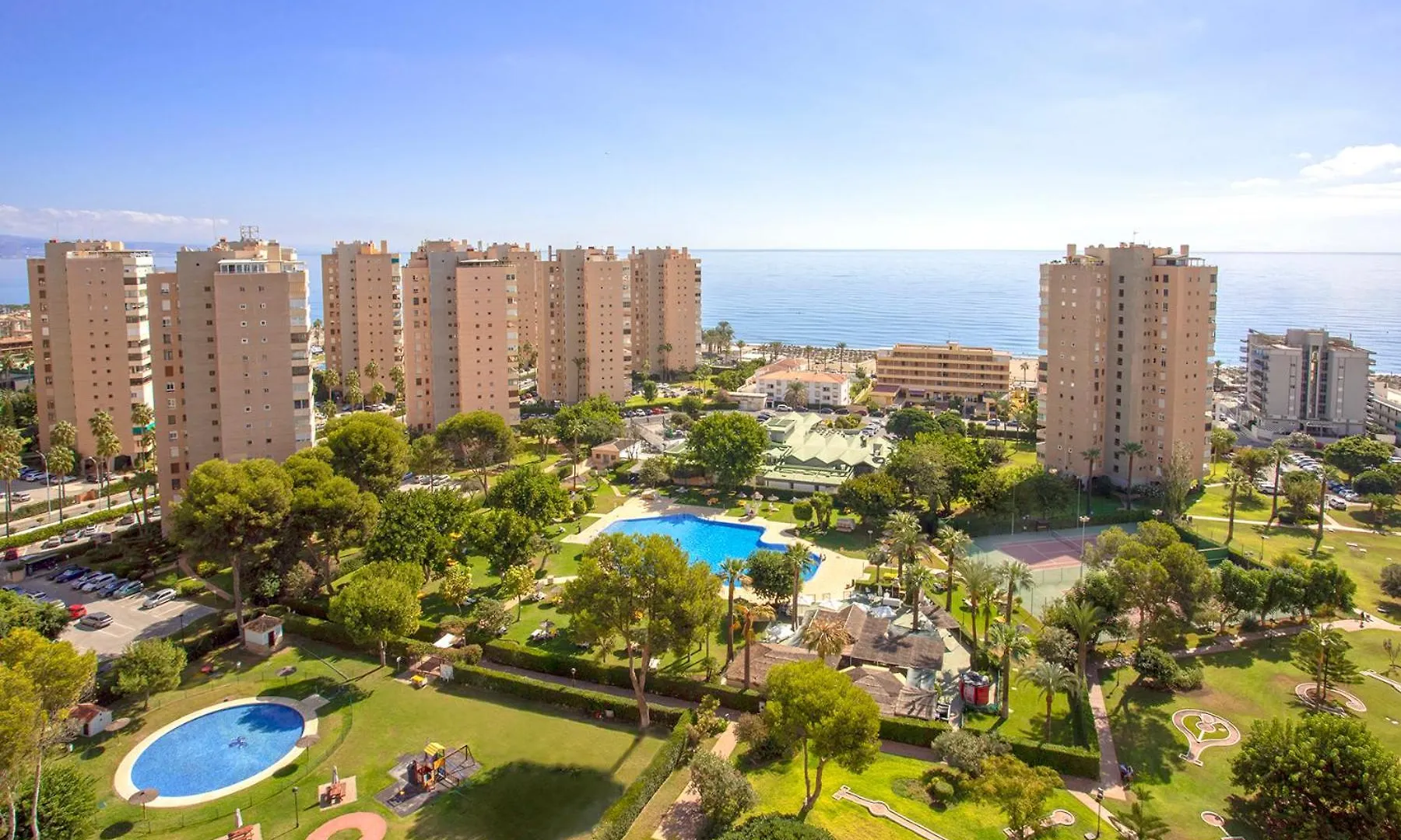 Playamar Flat In The Beach With Pool, Tennis And Paddle Court, Gardens Torremolinos